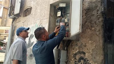 فصل التيار الكهربائي لمدة 6 ساعات عن سمالوط في المنيا
