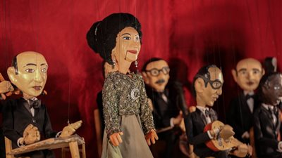 أم كلثوم تشدو بباقة من أجمل أغانيها على مسرح الساقية للعرائس