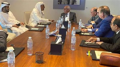 إكسبو دبي 2020.. محافظ بورسعيد يلتقي المستثمرين الإماراتيين.. ويستعرض فرص الاستثمار بالمحافظة │ صور