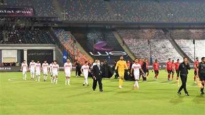  لاعبو الأهلي يواسون نظراءهم في الزمالك بعد خماسية القمة