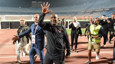 موسيماني يمنح الضوء الأخضر لرحيل ثلاثي الأهلي في يناير المقبل