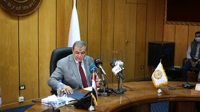 وزير القوى العاملة: نتابع باستمرار ما يحدث مع المصريين بالسودان