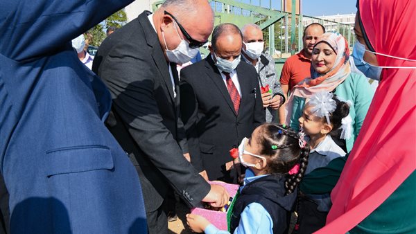 تلاميذ مدرسة اللغات