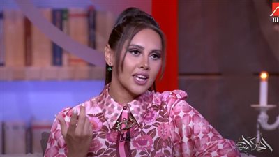 ياسمين رئيس لـ عمرو أديب: مبسوطة أنك حليت لي عقدتي 