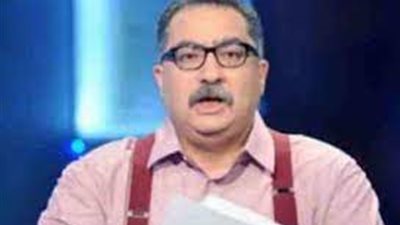 ردًّا على إبراهيم عيسى.. صيادلة مصر: يأمر بالمنكر وينهى عن المعروف 