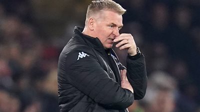 بعد إقالة دين سميث.. مرشح جديد لتدريب أستون فيلا ينضم للقائمة 