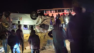 انقلاب سيارة تابعة للشركة الوطنية للصناعات الحديدية بطريق السخنة ووقوع إصابات | صور 