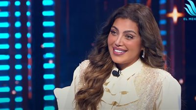 محمد هنيدي يشيد بـ ريهام حجاج في 