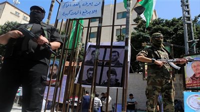 حماس: إسرائيل رفضت استلام أسيرتين كنا سنفرج عنهما لأسباب إنسانية 