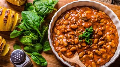 بعد ارتفاع سعر المستورد.. زيادة طبق الفول إلى 10 جنيهات