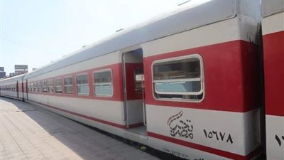 السكة الحديد تستبدل العربات القديمة بأخرى محسنة على خطوط الوجه البحري