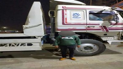 بسرعة جنونية.. ضبط سائق يسير عكس الاتجاه بطريق الأوتوستراد بالقاهرة