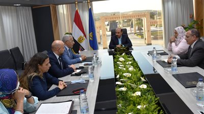 محافظ أسوان يلتقي وفدا من الإمارات لبحث الترتيبات النهائية لمهرجان التمور ديسمبر المقبل