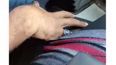 لمس مناطق حساسة بجسدها.. التحقيق في أقوال ضحية التحرش على يد سائق ميكروباص التجمع