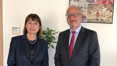 سفير الأرجنتين بالقاهرة يلتقى المنسقة المقيمة للأمم المتحدة في مصر