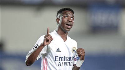تعرف على آخر تطورات تجديد عقد فينسيوس مع ريال مدريد
