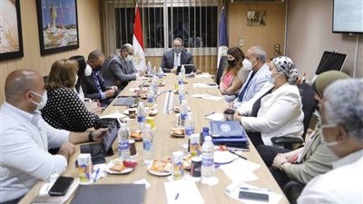 وزير الآثار يجتمع مع ممثلي الشركة المنفذة للفيلم السياحي الترويجي لموقع سانت كاترين