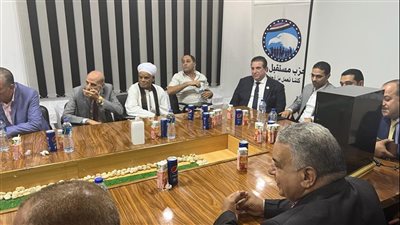 نائب بالشيوخ: تقنين أوضاع 182 محلًا تجاريًا بالبحيرة مع هيئة السكة الحديد