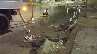 جهود لـ إصلاح كسرين بخط مياه عزبة بمدينة بورفؤاد