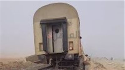 مصدر بالسكة الحديد: حادث مطروح تسبب في خروج القطار عن مساره ووفاة سائق المعدة الثقيلة
