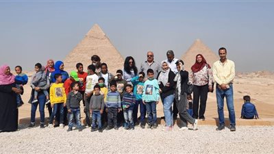 الآثار تنظم رحلات توعوية للأطفال بقصر البارون إمبان وأهرامات الجيزة