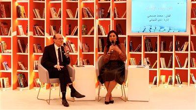 الفن وبناء الإنسان.. محمد صبحي يتحدث في جلسة حوارية بالشارقة للكتاب