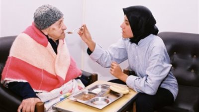 التضامن تعلن شروط الالتحاق بوظيفة رفيق المسن