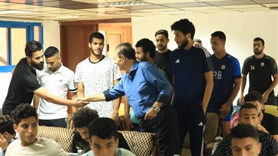 قبل لقاء الزمالك.. يحيى الكومي يعقد اجتماعًا تحفيزيًا للاعبي الإسماعيلي | صور 