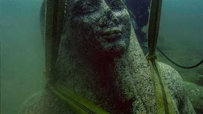 قبل افتتاحه.. نكشف التماثيل الغارقة المعروضة في المتحف المصري الكبير