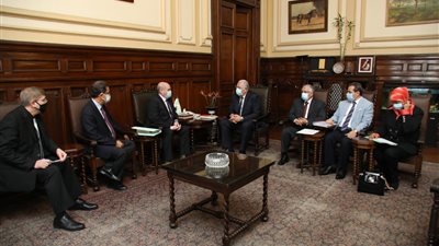  الزراعة: إعداد استراتيجية وطنية للتغيرات المناخية وتحديث منظومة الري في أراضي الوادي والدلتا