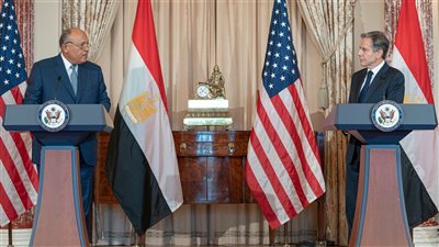 سفير القاهرة بواشنطن: مصر تلعب دورًا أساسيًّا في وقف القتال بين إسرائيل وحماس 