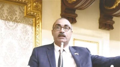 برلماني في مشادة مع وزير المجالس النيابية: ابعدوا عن جيب المواطن.. ويجب على الحكومة الرحيل