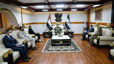 البرهان يجدد التزامه بإنجاح التحول الديمقراطي في السودان