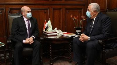 سليمان ورئيس إيكاردا يتفقدان المركزي لمتبقيات المبيدات.. والأخير يقارنه بمعامل أوروبا