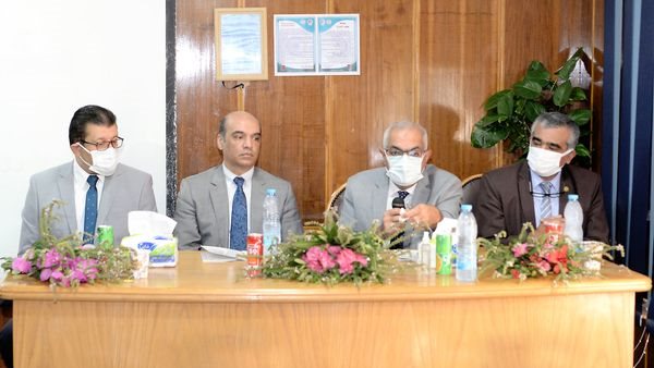 رئيس جامعة المنصورة