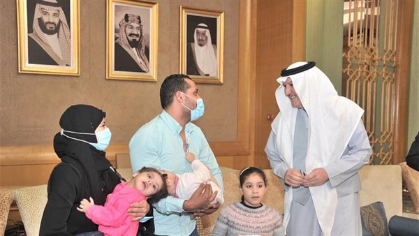 السفير السعودي يستقبل