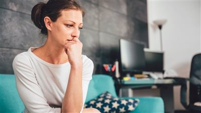 أسباب التقلبات المزاجية عند المرأة.. تعرفي عليها