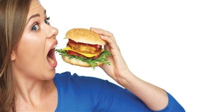 الجوع المفرط قد يكون علامة على الإصابة بهذا المرض المميت