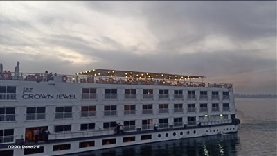 انتظام مرور المراكب السياحية عقب شحوط باخرة في أسوان