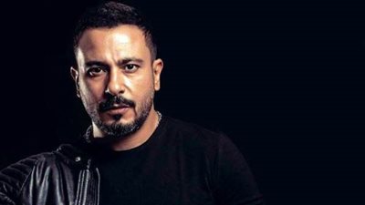 محمد نجاتي يكشف سبب انفصال منة عرفة: مسكت إيديها أقيس النبض