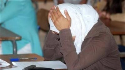 كان بيعقابها.. طالبة تتبول على نفسها بالبحيرة بعد رفض المدرس ذهابها للحمام