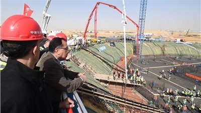 مصطفى مدبولي: الرئيس أصدر قرارًا بإنشاء مدينة السويس الجديدة وربط مخارجها بالسخنة