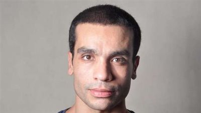 بدء محاكمة الفنان شادي خلف بتهمة التحرش وهتك عرض 7 فتيات