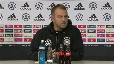 فليك: تير شتيجن سيبدأ أساسيا.. وهذا موقف رويس ونوير من المشاركة