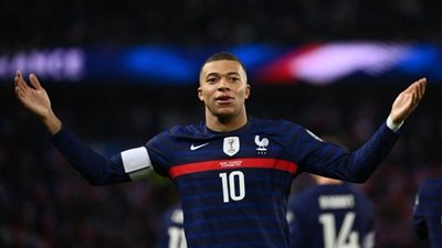 مبابي يقود هجوم فرنسا أمام الدنمارك في دوري الأمم الأوروبية