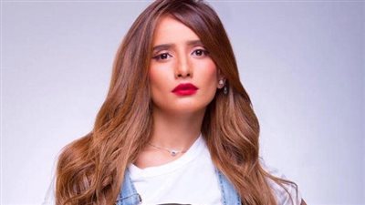 زينة: يا بخت الفنانات اللي بتشتغل بفلوس أزواجهم