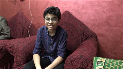 بعد إهداء صاحب مطعم بيتزا وجبة عائلية له.. طفل طوخ: عملت أوردر وجولي من القاهرة