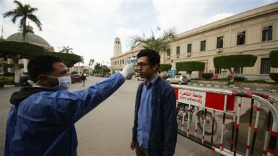  اليوم بدء سريان اشتراط دخول حرم جامعة القاهرة للحاصلين على اللقاح فقط