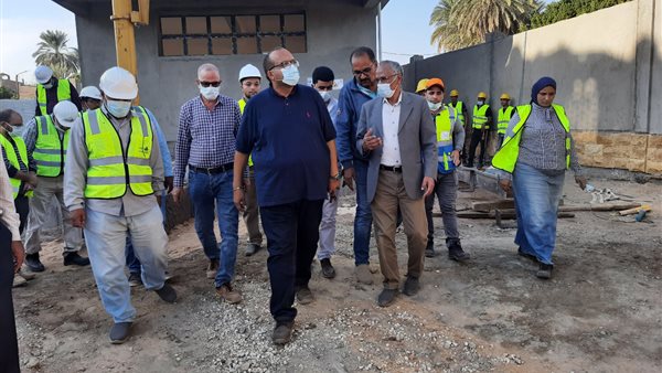 رئيس مياه سوهاج يتفقد