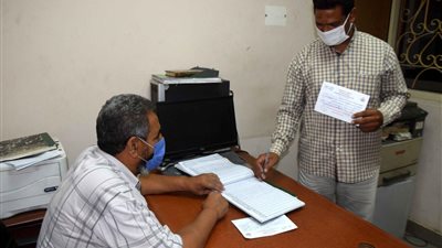 بدء تنفيذ قرار دخول العاملين بالمصالح الحكومية بالأقصر بعد تقديم شهادة لقاح كورونا